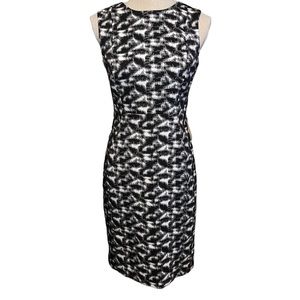 Calvin Kline. Women’s Sleeveless Dress Exposed Back Zipper Black And White Sz 4
